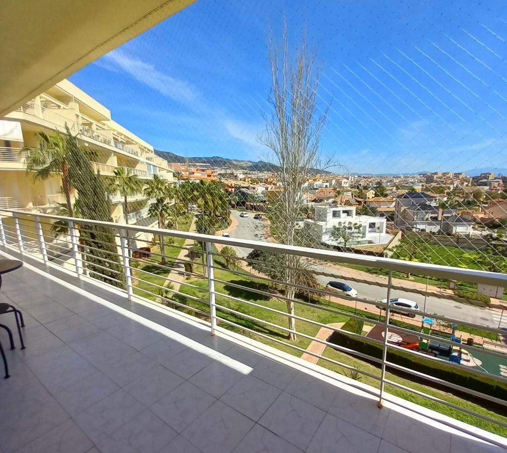 Amplio, Luminoso Y Moderno Apartamento Con Amplia Terraza Y Hermosas Vistas En Exclusiva Urbanizacion Бенальмадена Екстер'єр фото